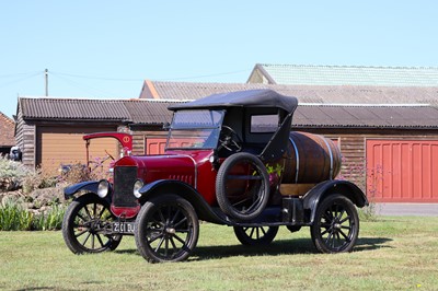 Lot 35 - 1925 Ford Model T Pickup Tourer