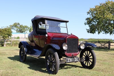 Lot 35 - 1925 Ford Model T Pickup Tourer