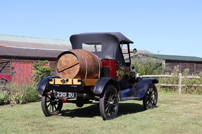 Lot 35 - 1925 Ford Model T Pickup Tourer