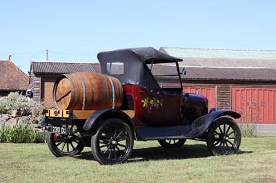 Lot 35 - 1925 Ford Model T Pickup Tourer