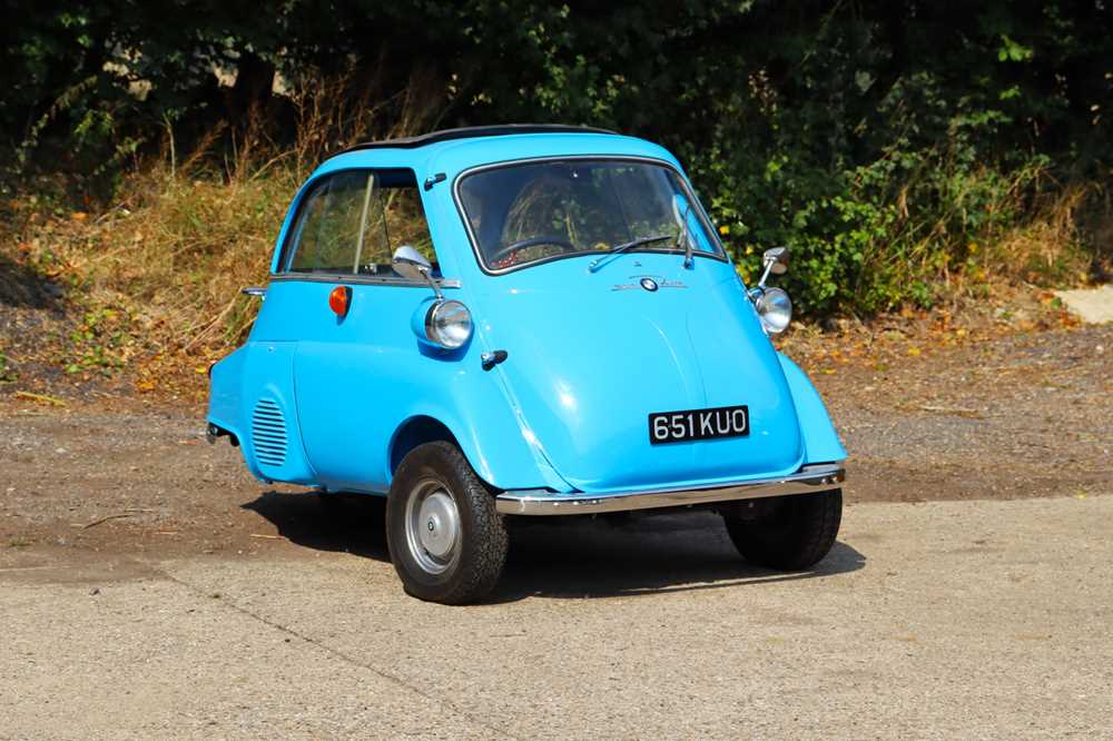 Lot 139 - 1962 BMW Isetta 300 with Paxton Trailer