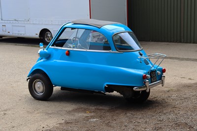 Lot 139 - 1962 BMW Isetta 300 with Paxton Trailer