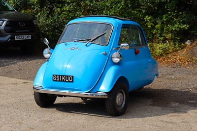 Lot 139 - 1962 BMW Isetta 300 with Paxton Trailer