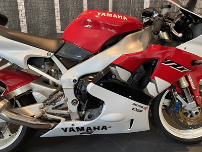 Lot 336 - 1999 Yamaha YZF-R1