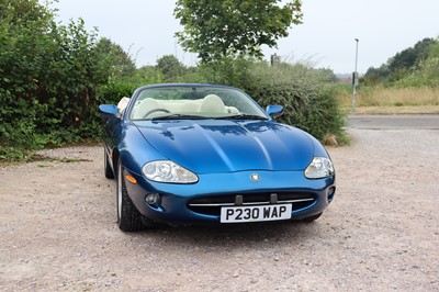 Lot 1997 Jaguar XK8 Convertible