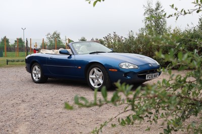 Lot 1997 Jaguar XK8 Convertible