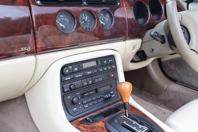 Lot 1997 Jaguar XK8 Convertible