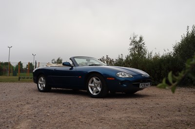 Lot 1997 Jaguar XK8 Convertible