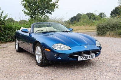 Lot 1997 Jaguar XK8 Convertible