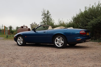 Lot 1997 Jaguar XK8 Convertible