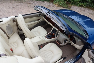 Lot 1997 Jaguar XK8 Convertible