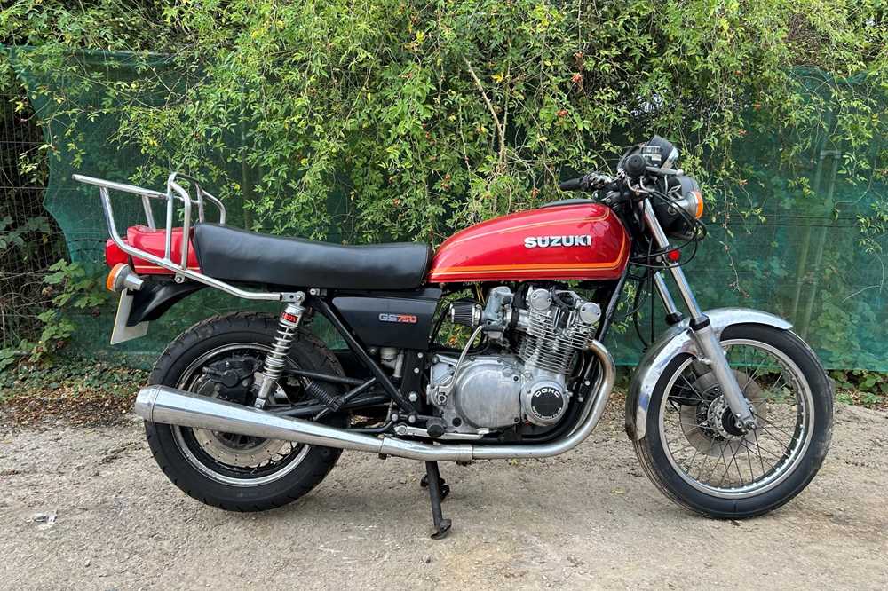 Lot 371 - 1977 Suzuki GS750