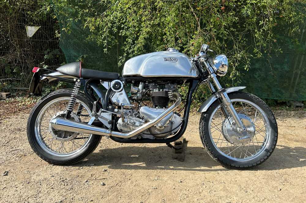 Lot 406 - 1974 Triton 650