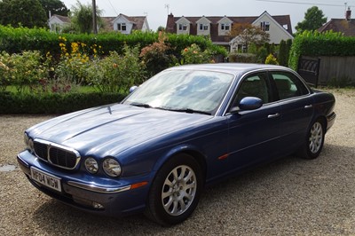 Lot 73 - 2004 Jaguar XJ6 V6