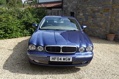 Lot 73 - 2004 Jaguar XJ6 V6