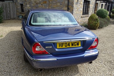 Lot 73 - 2004 Jaguar XJ6 V6