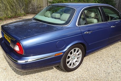 Lot 73 - 2004 Jaguar XJ6 V6