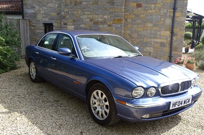 Lot 2004 Jaguar XJ6 V6