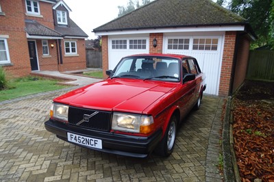 Lot 29 - 1988 Volvo 240 GLT Saloon