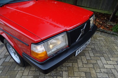 Lot 29 - 1988 Volvo 240 GLT Saloon