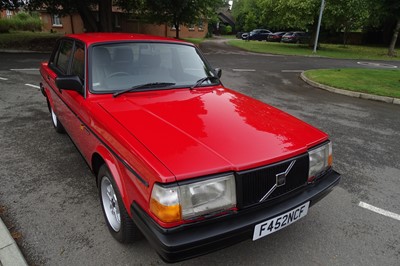 Lot 29 - 1988 Volvo 240 GLT Saloon