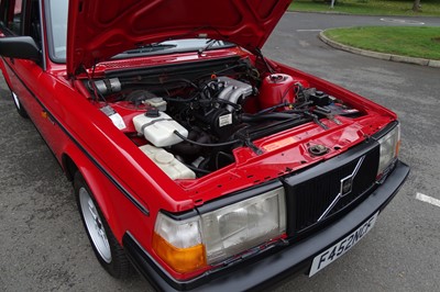 Lot 29 - 1988 Volvo 240 GLT Saloon