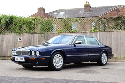 Lot 142 - 2000 Daimler Super V8