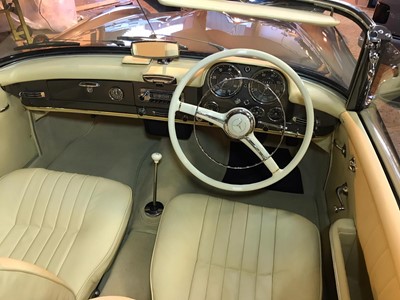 Lot 85 - 1957 Mercedes-Benz 190SL