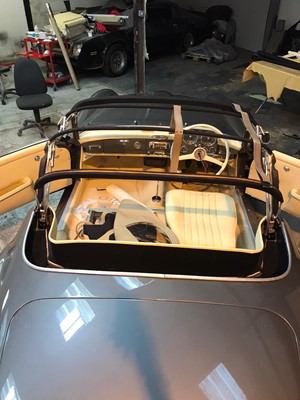 Lot 85 - 1957 Mercedes-Benz 190SL