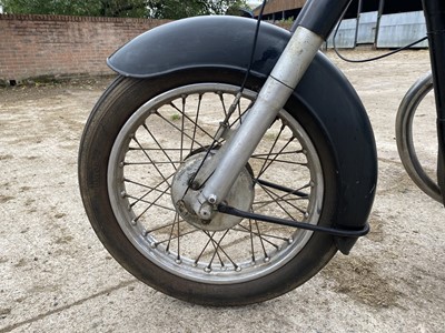 Lot 379 - 1961 Matchless G5