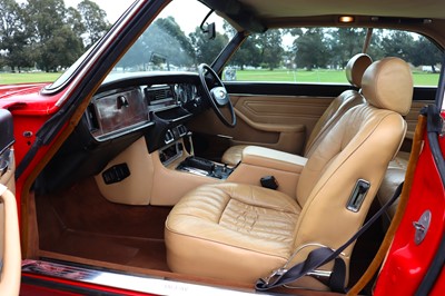 Lot 1975 Daimler Sovereign 4.2 Coupe