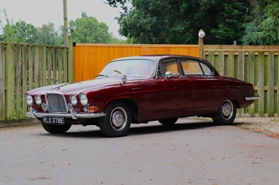 Lot 1967 Jaguar Mark X 4.2