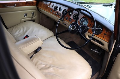 Lot 149 - 1969 Rolls-Royce Phantom VI Limousine