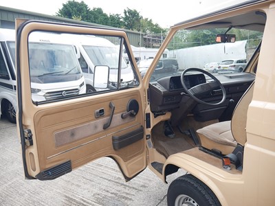 Lot 138 - 1984 Volkswagen T25 Westfalia P-27