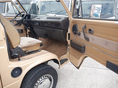 Lot 138 - 1984 Volkswagen T25 Westfalia P-27