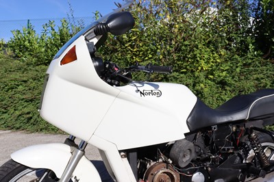 Lot 1990 Norton Commander