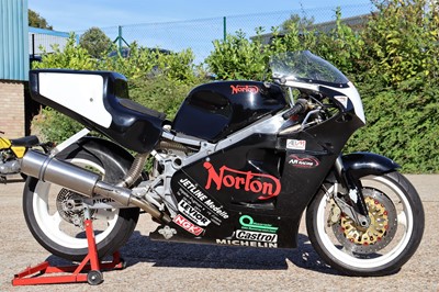 Lot 300 - 1990 Norton F1