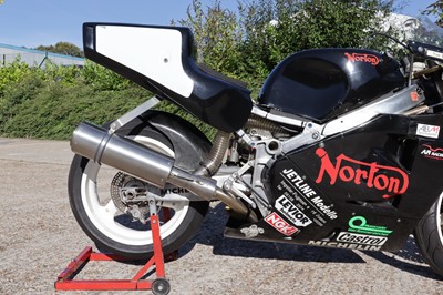 Lot 300 - 1990 Norton F1