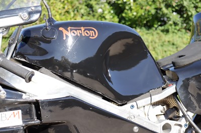 Lot 300 - 1990 Norton F1