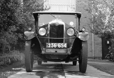 Lot 31 - 1927 Riley Nine Two-Seater Tourer with Dickey