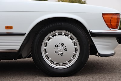 Lot 87 - 1988 Mercedes-Benz 300 SL