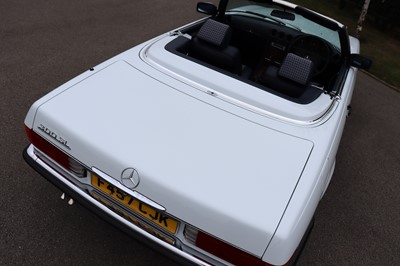 Lot 87 - 1988 Mercedes-Benz 300 SL