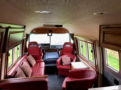 Lot 67 - 1990 Airstream 350LE