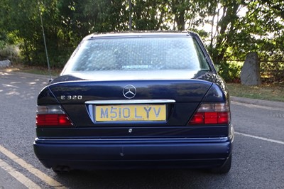 Lot 124 - 1994 Mercedes-Benz E320 Sportline