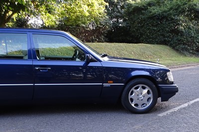 Lot 124 - 1994 Mercedes-Benz E320 Sportline