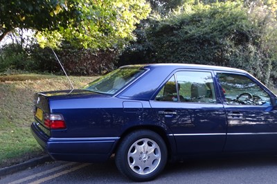 Lot 124 - 1994 Mercedes-Benz E320 Sportline