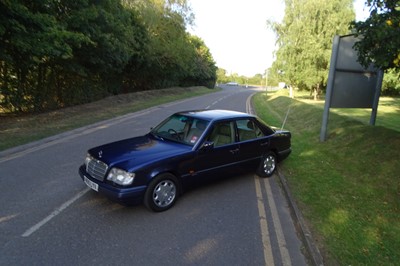 Lot 124 - 1994 Mercedes-Benz E320 Sportline