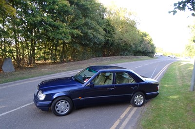 Lot 124 - 1994 Mercedes-Benz E320 Sportline