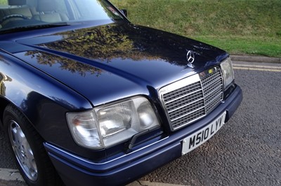 Lot 124 - 1994 Mercedes-Benz E320 Sportline