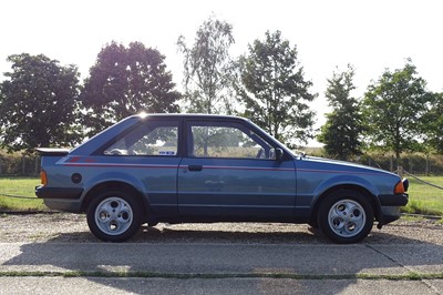 Lot 27 - 1982 Ford Escort XR3